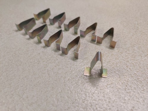 Clips ressort en métal - ressort,